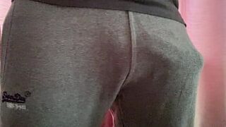 Mr Big Dick UK is back from the gym and feeling horny - porn video