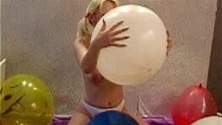 Miki - porn video